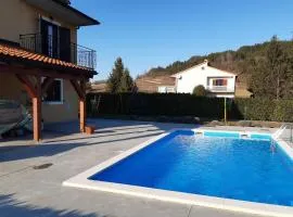 Holiday House Zdenka with Pool Istria Countryside