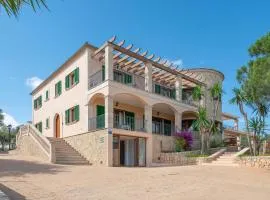 NEW! Villa Es Puig with Pool, BBQ, WiFi