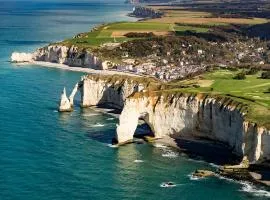 Fécamp, Etretat, Yport, joli appartement tout près de la plage et de la gare, zéro six soixante dix-huit soixante treize trente six quatre vingt onze