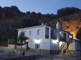 Casas rurales La Carrasca, hotel near Lagunas de Ruidera Natural Park, Ossa de Montiel