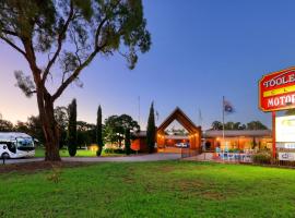 Tooleybuc Club Motor Inn, hotel con campo de golf en Tooleybuc