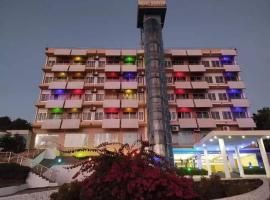 Hotel Night Heaven, hotel di Bāndarban