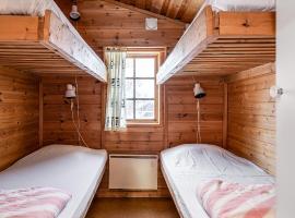 Hyttg&aring;rdens fj&auml;llstugor i Hus&aring;, &Aring;re kommun, casa de campo em Hus&aring;