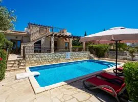 3 bedroom Villa Madelini with private pool, Aphrodite Hills Resort