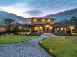 SaffronStays Ambaram - 3BR countryside villa with verandah, bonfire & riverside trails near Imagica & Pali Temple, hotel i Māngaon