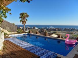 Villa Miramar Panoramic Views, cabana o cottage a Santa Susanna