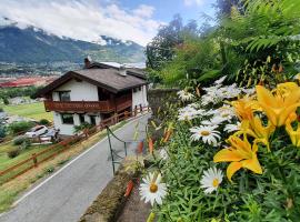 Agriturismo B&B Chèvres à Cheval, B&B in Aosta