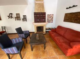 Suite don Pedro: Hermoso Loft con parqueo gratis!, apartment in Antigua Guatemala