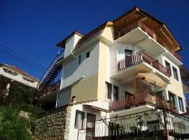 Sonce Guest House
