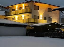 Apart Mountain, apartment in Uderns