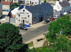 The Armada Inn, hotell sihtkohas Armoy