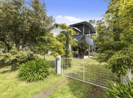 Phillip Island Time - Large home with self-contained apartment sleeps 11, villa à Cowes