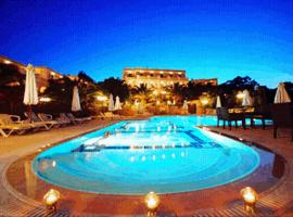 Crithoni's Paradise Hotel: Alinda'da bir otel