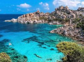 Capotesta Luxury Rooms, hotel a Santa Teresa di Gallura