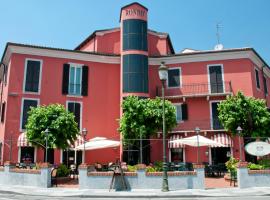 Albergo Rondò, hotel en Acqui Terme