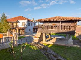 El Pradin, pet-friendly hotel in Cudillero