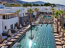Radisson Blu Zaffron Resort, Santorini, ξενοδοχείο στο Καμάρι