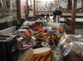 Старата Тонина къща, Hotel in Dobrinischte