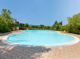 Residence Edera 18 by Wonderful Italy, casa de férias em Polpenazze del Garda
