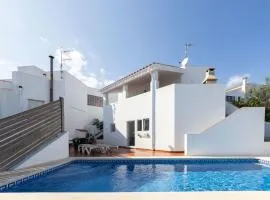 Holiday Home Sascha by Interhome