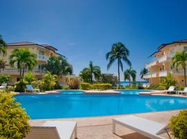 Las Palmeras by Graziano, hotel with parking in Boca Chica