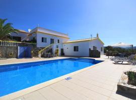Casa Branca Holiday Resort, hotel em Salir