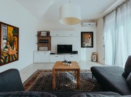 The Attico, apartamento en Padenghe sul Garda