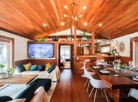 Wasabi Wonderland, Boutique Chalet sleeps 10