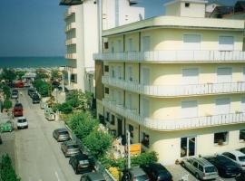 Hotel Rivamare: Cervia'da bir otel