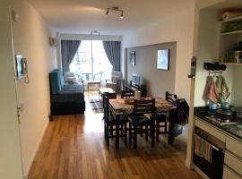 Cozy Apartment in Nuñez, hotel near Nuñez Train Station, Buenos Aires