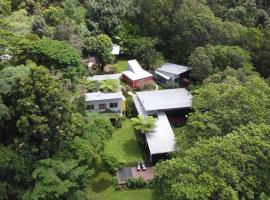 Runawaytomaleny, Hotel in Maleny