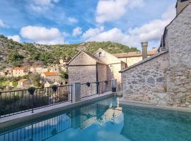 Rustic luxury Villa Fulmin, hotel em Malo Grablje