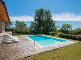 Villa Marina con piscina by Wonderful Italy