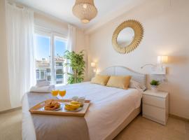 Apartamento con vistas al mar en Manilva Playa, hotel cerca de Golf La Duquesa, Manilva