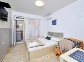 Студио Патрисия، فندق في بوموري