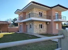 Sunshine summer house