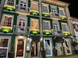 8 VILLAS Hotel, hotel u gradu 'Santo Tirso'