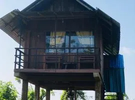 Sigiriya Paddy Field Hut