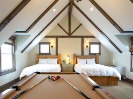 Village Dreams Cottage by Amish Country Lodging、バーリンのヴィラ