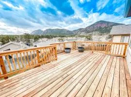 2 Master Suites! Pet Friendly With MTN Views