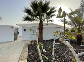 Lovely Home Casa Tamaide - Costa del Silencio -: Costa Del Silencio'da bir otel