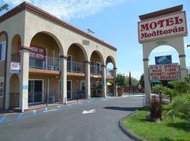 Motel Mediteran, hotel perto de San Diego Zoo Safari Park, Escondido