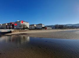 A Tonera (Praza Roxa), Hotel in der Nähe von: Playa Pantín, Cedeira