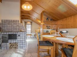 Ferienhaus Schmied, skihotel i Egg