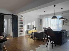 Modern 2-bedroom apartment in new residence, Craiova-flugv&ouml;llur, , h&oacute;tel &iacute; n&aacute;grenninu