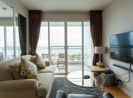 The Legend Boat House 2 Bedroom Seaview Condominium – hotel w mieście Ban Bo Fai (1)