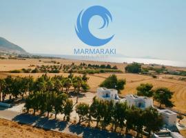 Marmaraki Village House & Apartments – hotel dla rodzin w Kardamenie