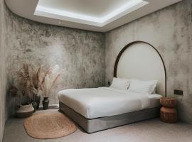 The Cara Boutique Hotel โรงแรมใกล้สนามบินนานาชาติโคตาคินาบาลู - BKIในโกตาคินาบาลู