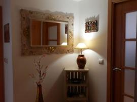 Acogedor Apartamento En Huesca, holiday rental in Huesca