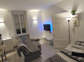 Le Cosy Studio Logement entier [Parking Gratuit], departamento en Algrange